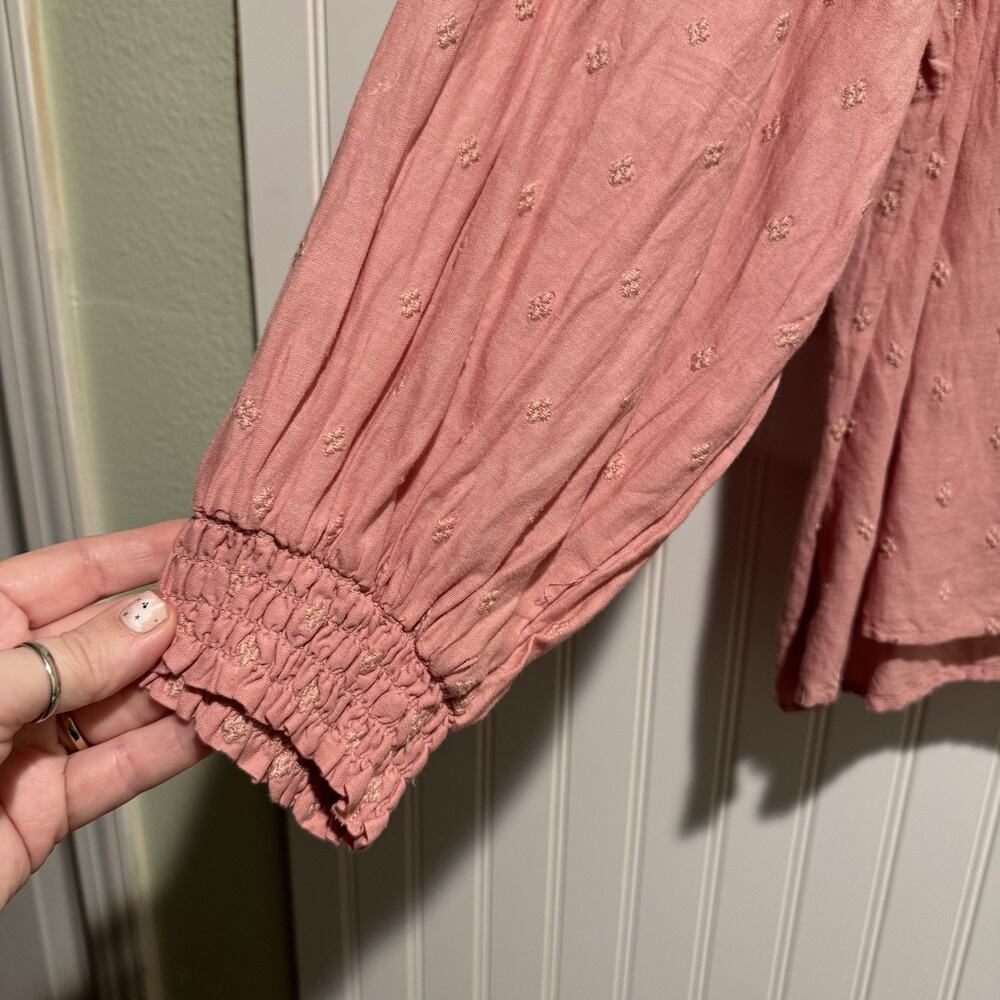 Old Navy Pink Cutwork Pink Blouse Size XXL - Picture 2 of 6